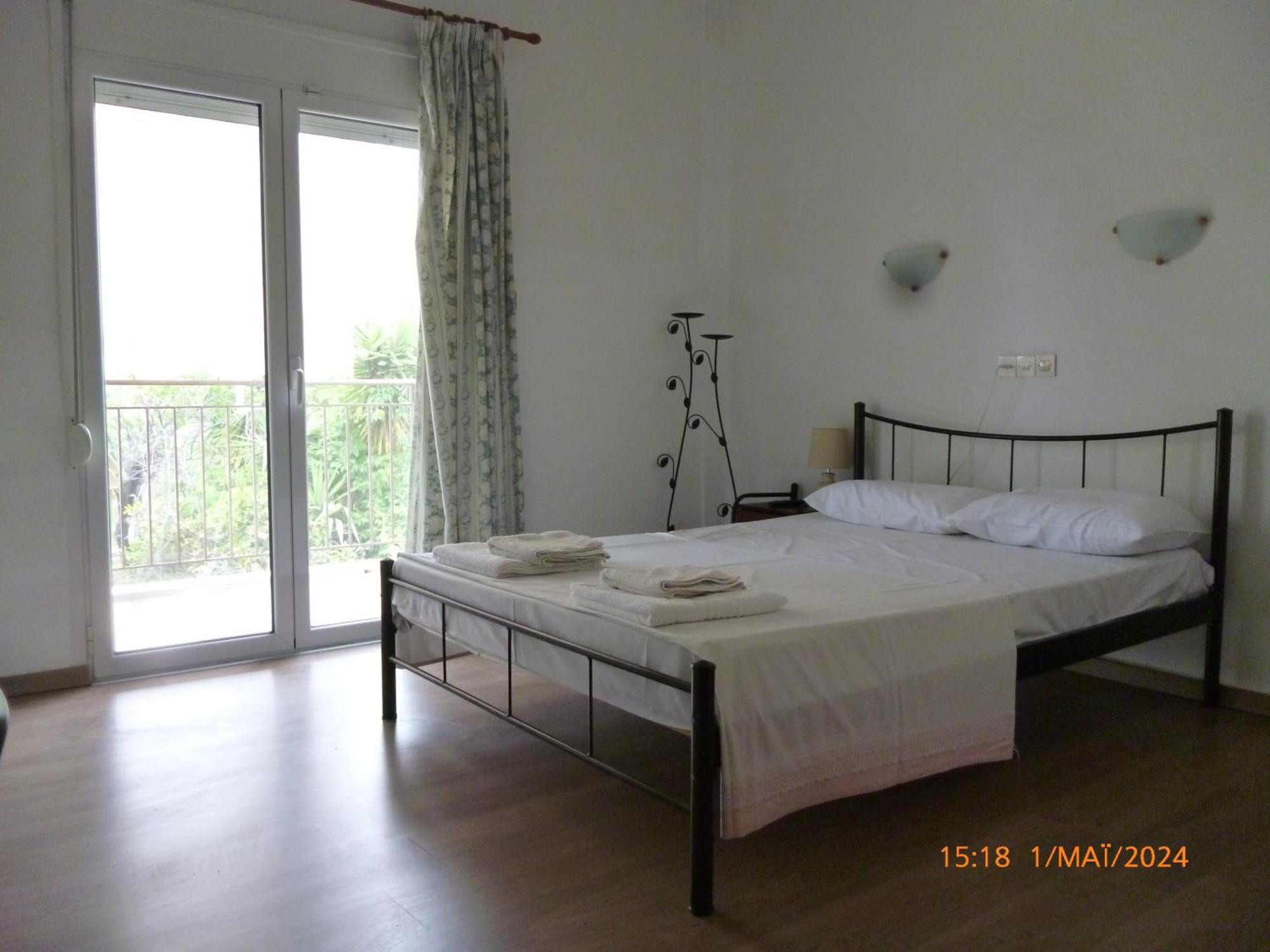 Nikos Rooms Loutra Edipsou  Exterior foto